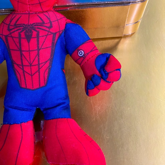MARVEL SPIDER-MAN VTG 2012 COLLECTIBLE PLUSH WITH ORANGE EYES 9” - Picture 3 of 8